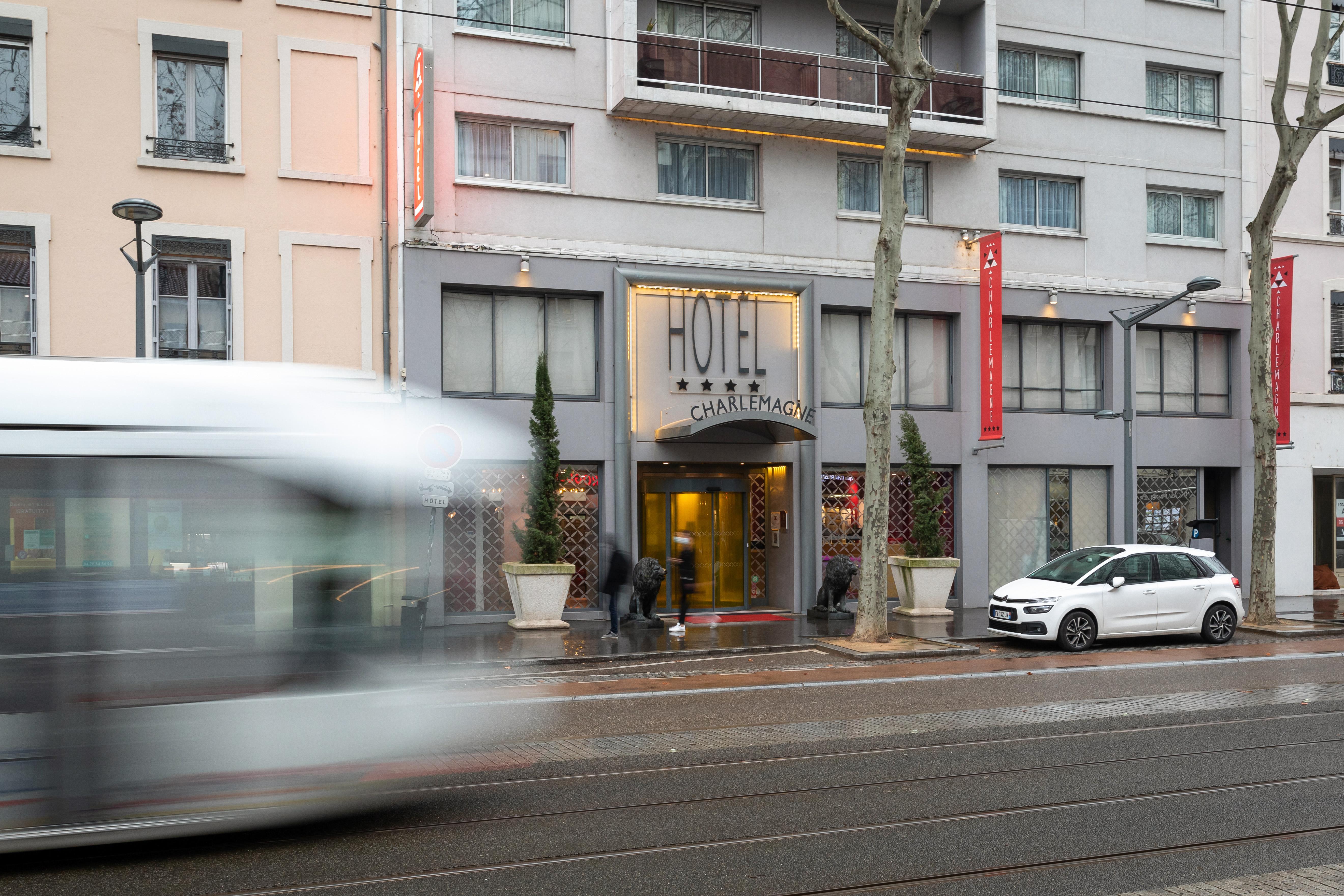 Hotel Charlemagne By Happyculture Lyon Bagian luar foto